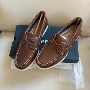 NWT Sperry Boat shoes mens size 10
